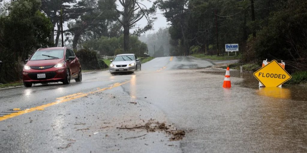 Bay Area Weather Atmospheric River to Bring 5 Days of Rain, Flooding Possible in North Bay (1)