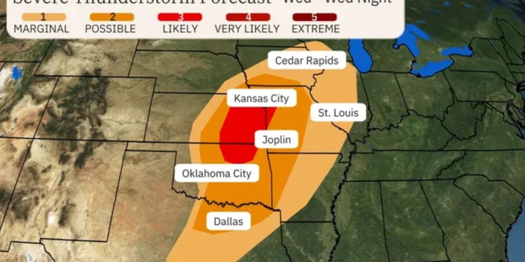 Mild Saturday in North Texas, Severe Weather Risks and Cold Front Move In for Sunday and Monday