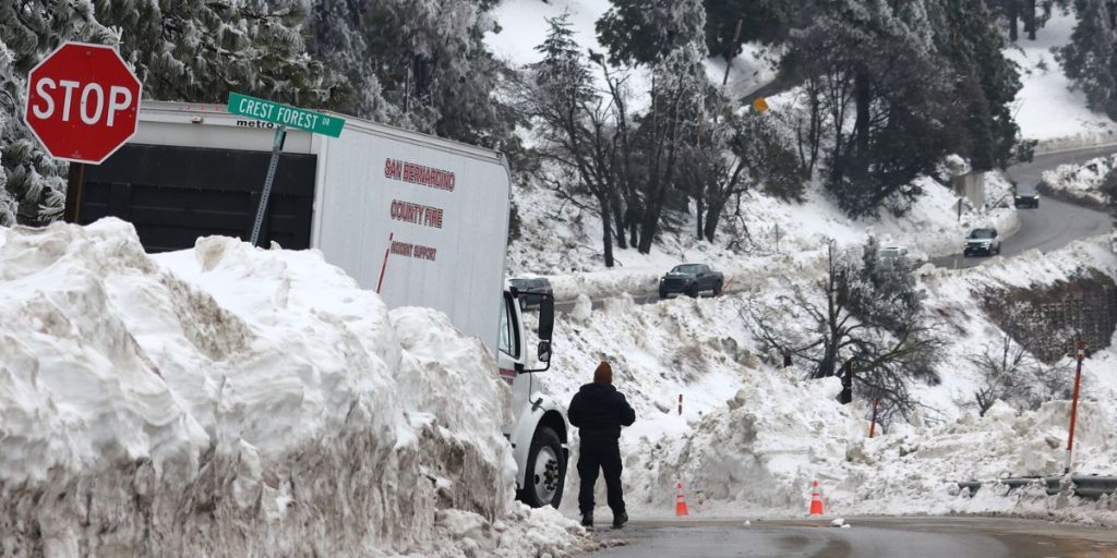 Northern California Atmospheric River Weakens, Light Rain and Snow Persist in Some Areas