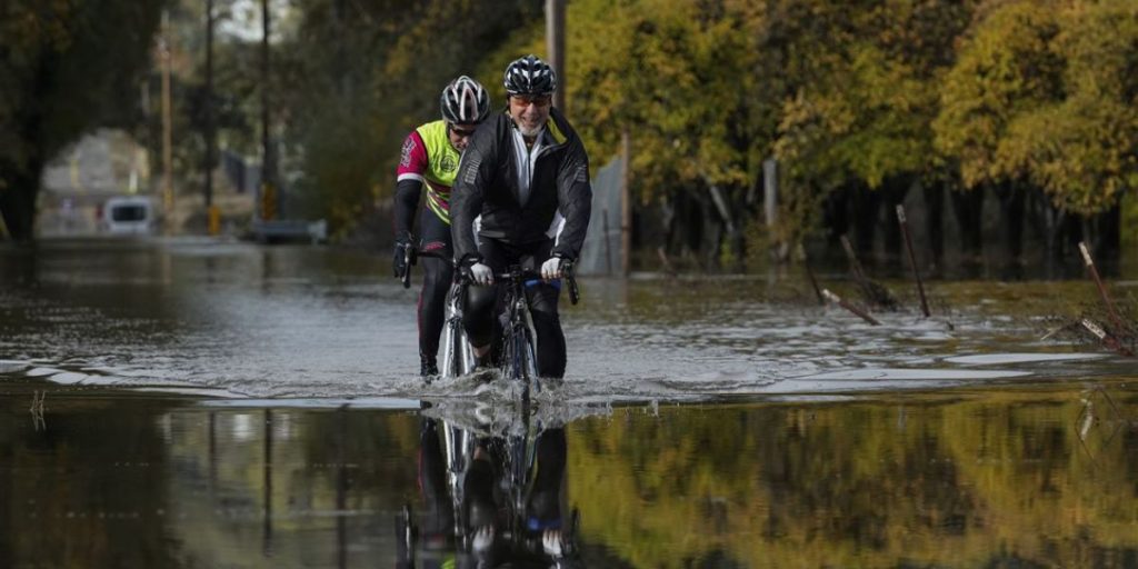 Storm System Brings Showers, Winds to Northern California Ahead of Thanksgiving