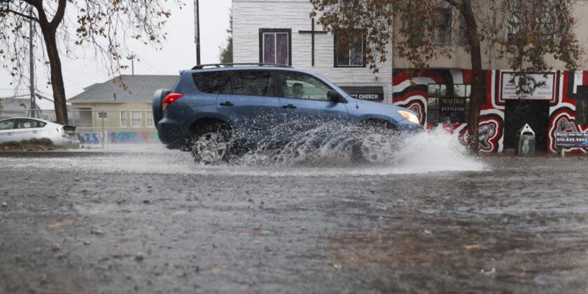 Storm System Brings Showers, Winds to Northern California Ahead of Thanksgiving