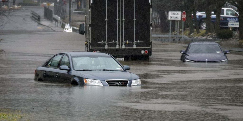 Heavy Rain and Storms Tonight Up to 4 Inches of Rainfall and Flood Risks Across North Carolina