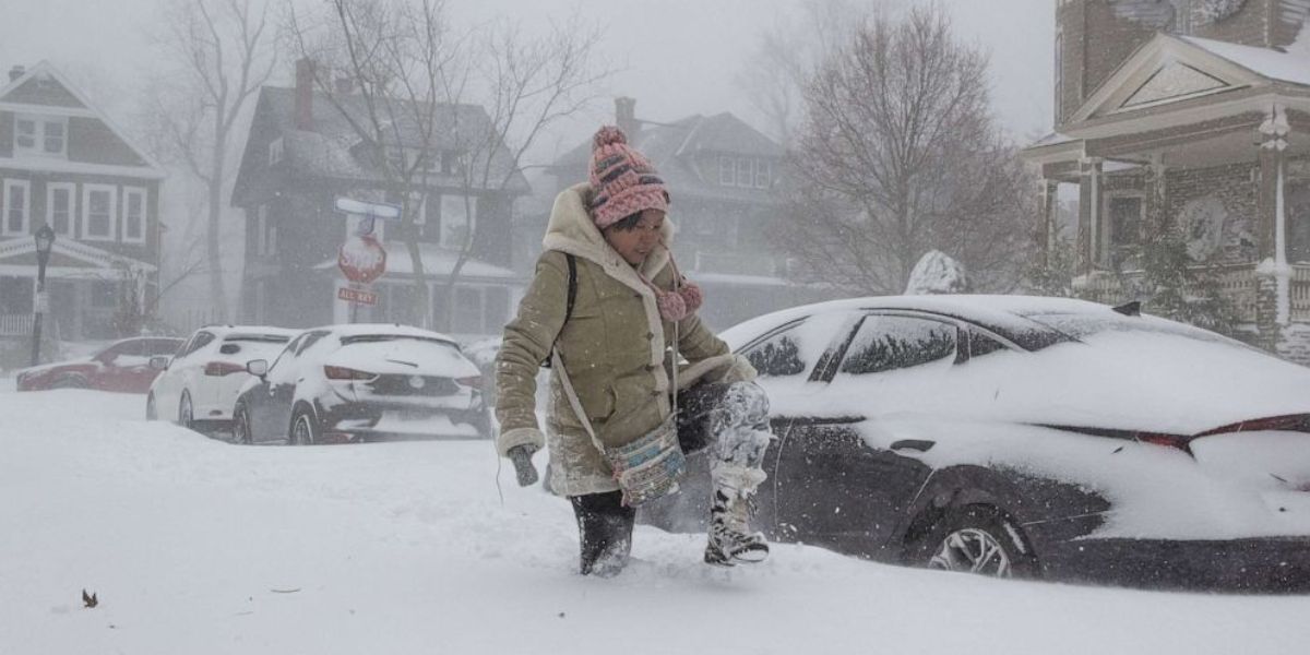 Heavy Snow and High Winds Cause Power Outages in Tolland County, Wind Chills Plummet