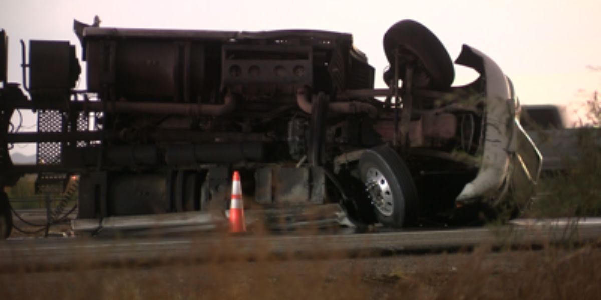 Semi-truck Crash on I-24 in Kentucky Leaves Two Injured, Closes Westbound Traffic