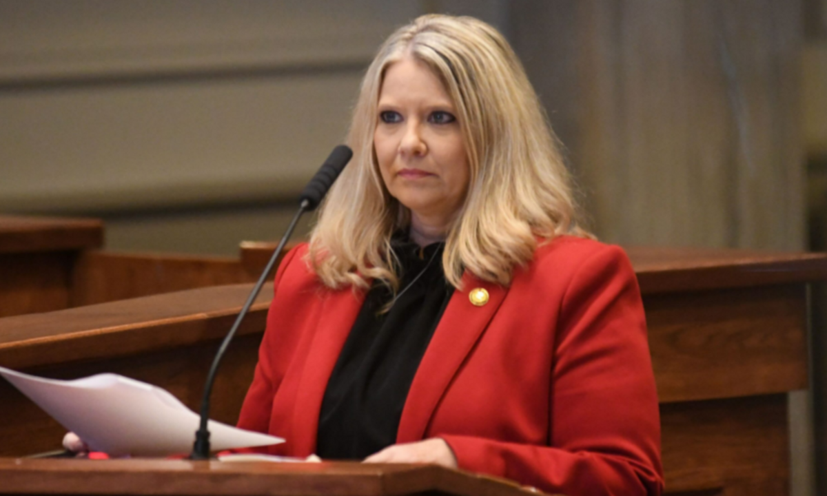 Alabama Lawmakers Push Forward with Gender Definition Legislation