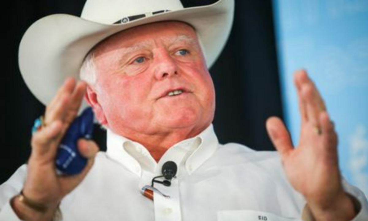 Texas Agricultural Commissioner Sid Miller advocates for removal of fluoride from public water systems