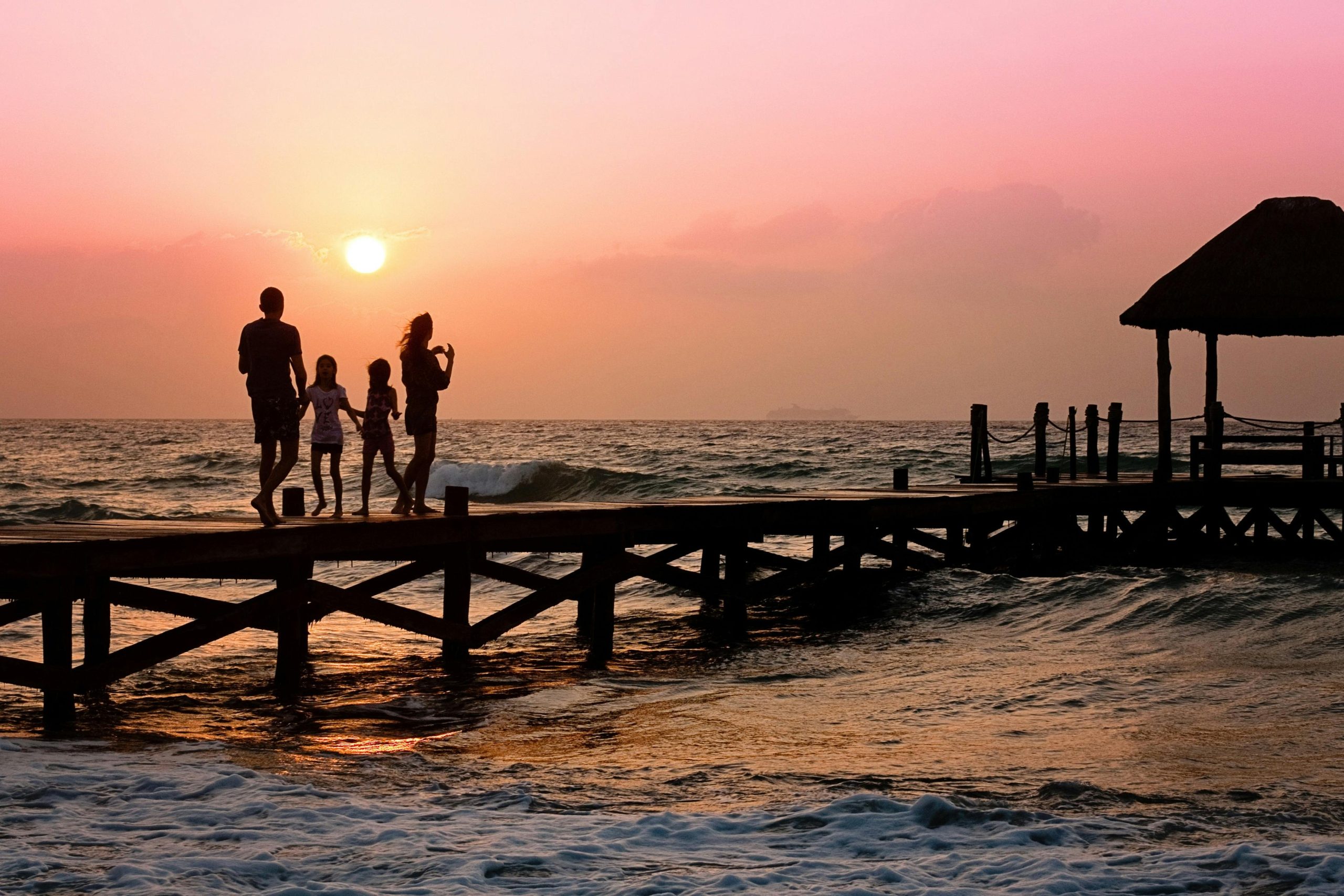 6 Perfect Vacation Ideas for Large Families Fun, Affordable, and Stress-Free Getaways