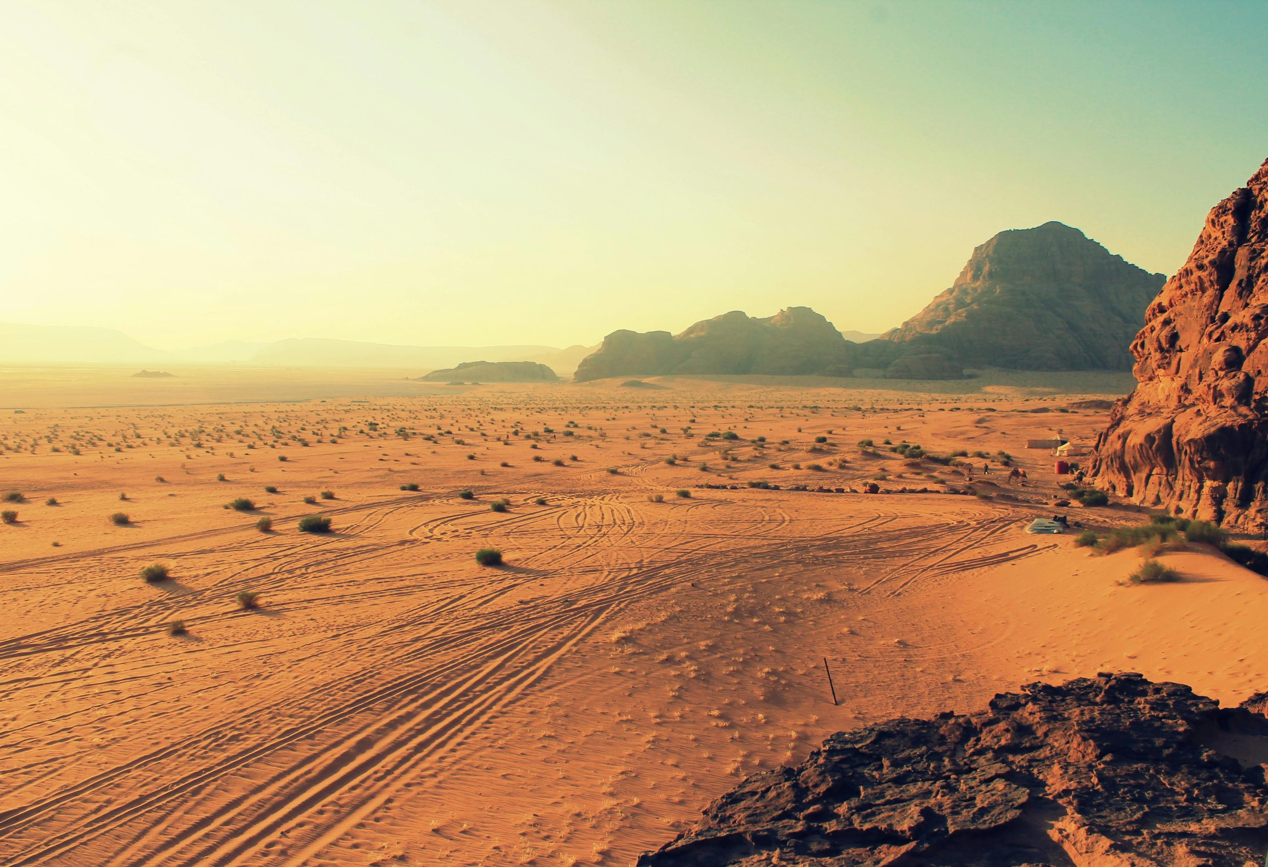 Discover a Hidden Desert Gem Beyond Nevada’s Valley of Fire