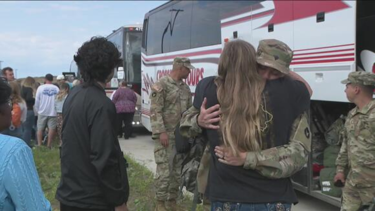 Heartbreaking Goodbyes: 1,800 Iowa Soldiers Deployed Overseas In Emotional Statewide Send-Offs