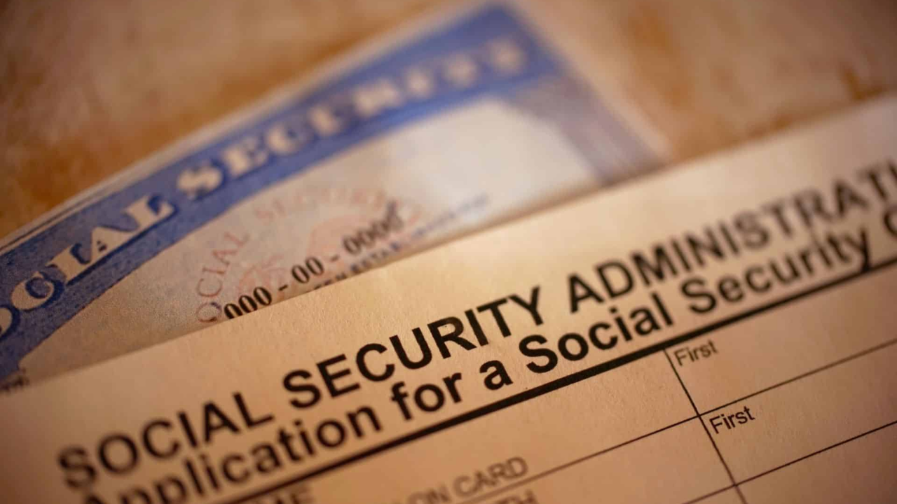 US Retirees Are Claiming Social Security In Record Numbers Amid Fears Of Program Instability