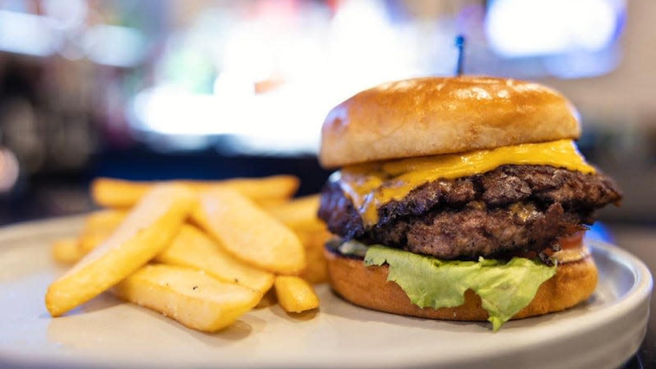 Award-Winning Iowa Burger Joint Closes Just Months After Major Statewide Win