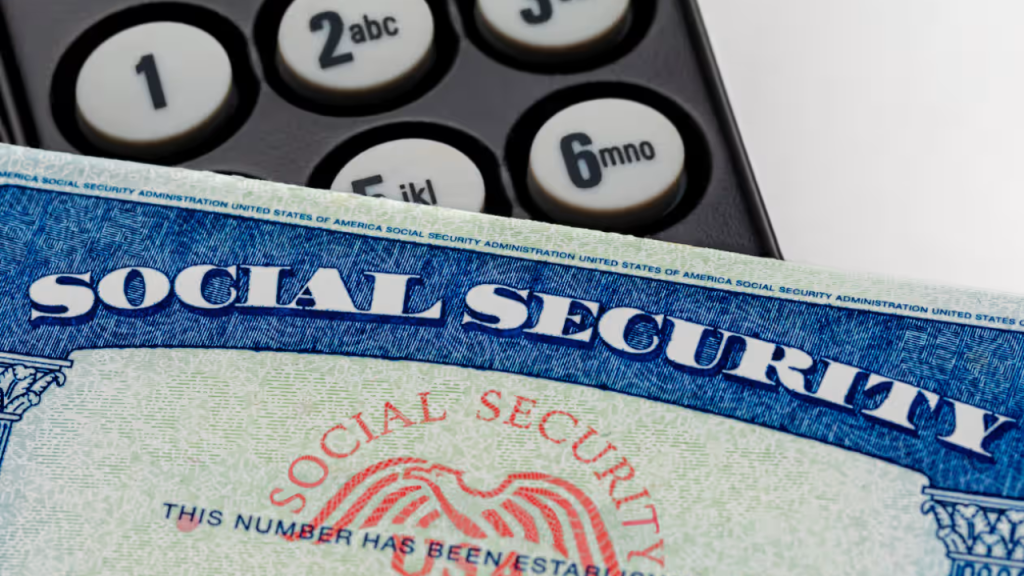 Social Security 2025: New Rules, Bigger Checks, And a Major Surprise For Public Servants