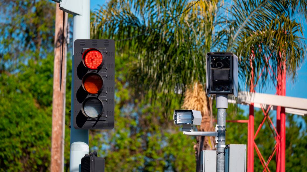 California Cities Tighten Right Turn on Red Rules: What Every Driver Must Know Now to Stay Safe